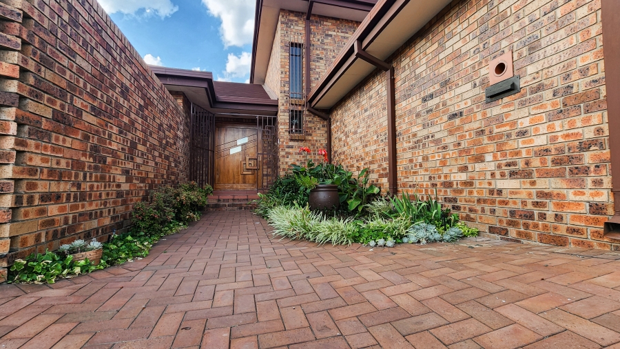3 Bedroom Property for Sale in Sasolburg Ext 4 Free State